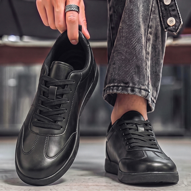 多用途に使えるメンズ本革シューズ。ブラックのウォーキングシュ - Men Formal Wear All Black のレビューと価格